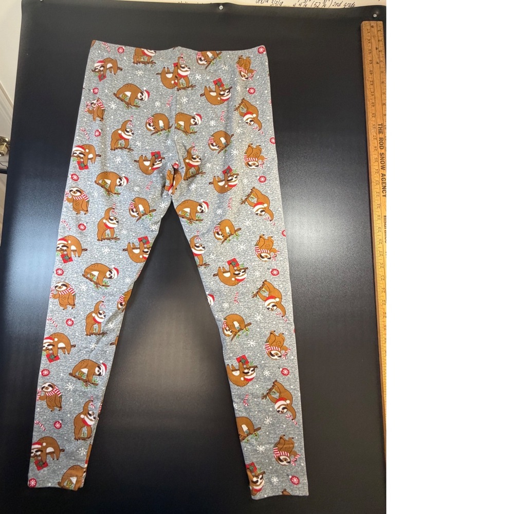 Time and Tru Women Holiday Sloth Christmas Leggings Gray Size L 12-14 Festive K8 - Picture 3 of 5